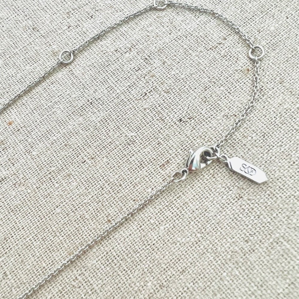 Interlock Pendant - Picture 4 of 4